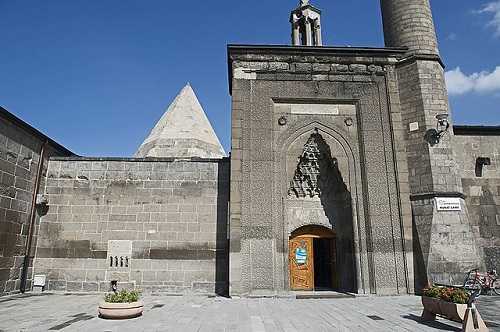 Viajar a /images/places/tokat.jpg