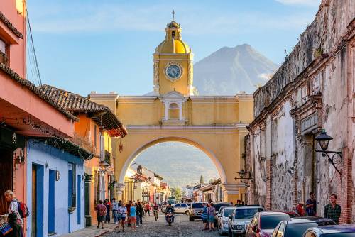 Viajar a /images/places/antigua-guatemala.jpg