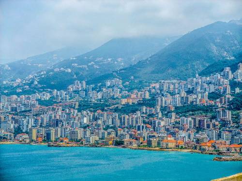 Viajar a /images/places/jounieh.jpg