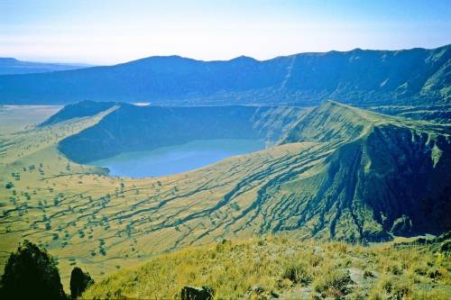 Viajar a /images/places/marrah-mountains.jpg